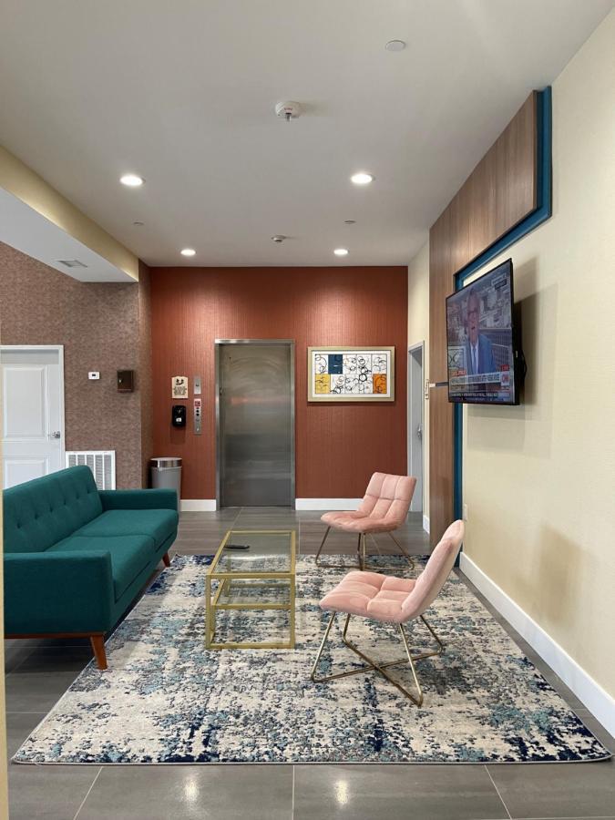 Palace Inn Blue Houston East Beltway 8 ภายนอก รูปภาพ