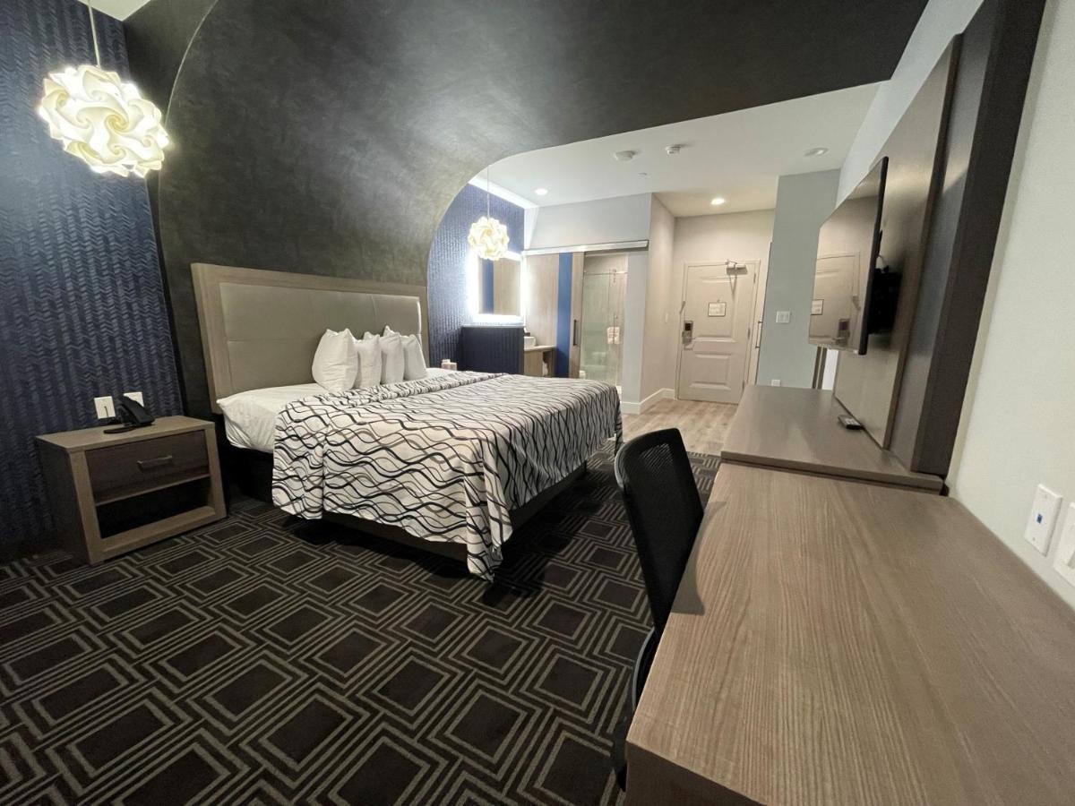 Palace Inn Blue Houston East Beltway 8 ภายนอก รูปภาพ
